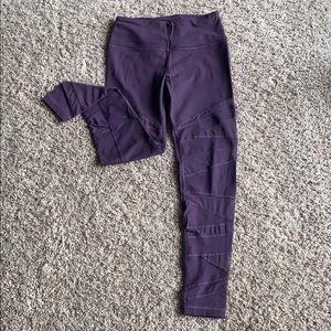 Victoria’s Secret SPORT leggings